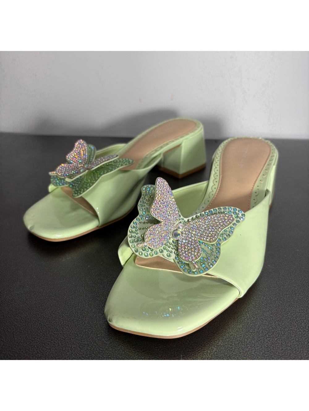 Copper Key Green Butterfly Rhinestone Patent Block Heel Sandals Slides Size 8M